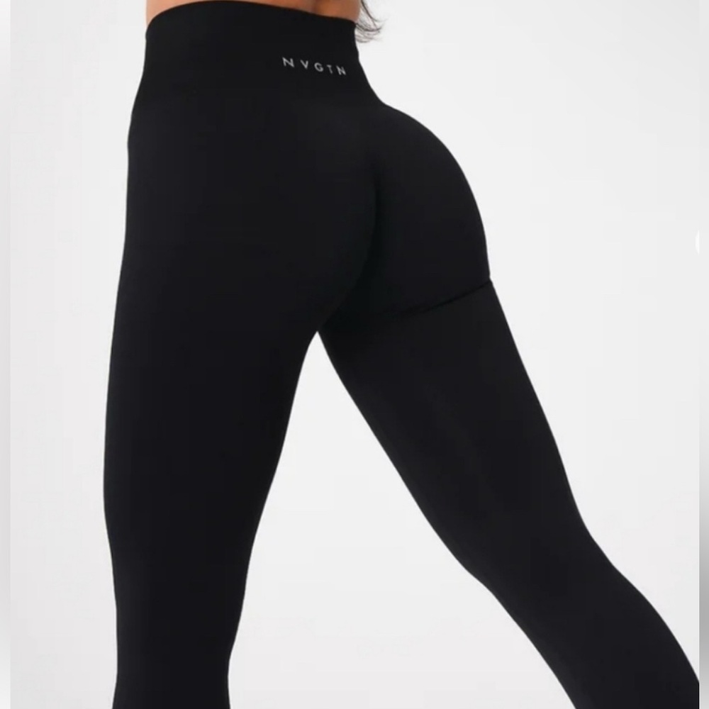 NVGTN black seamless leggings-small